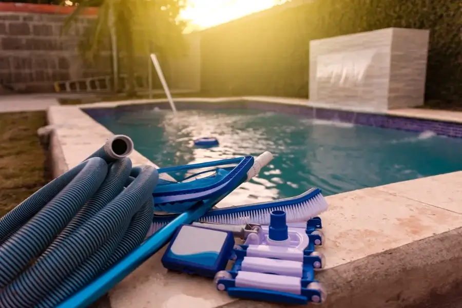 Pool Cleaning Service Offerings